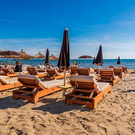 Sea View Eldo Дом отдыха